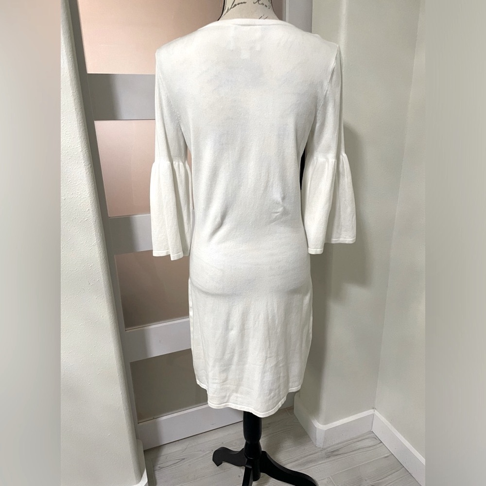 ๐ Sail to Sable White Knee-Length Bell Sleeve Sheath Dress EUC - Picture 3 of 5